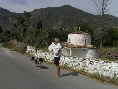 VATHI Walk in nice company to MEGALOCHORI